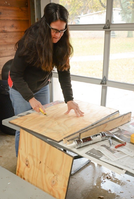 building bat houses